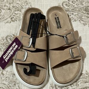Weekend Academy Tan Slide Sandals NWT Sold out Walmart